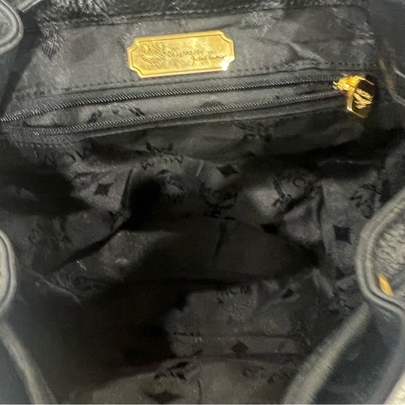 MCM LEATHER DRAWSTRING BACK PACK BAG